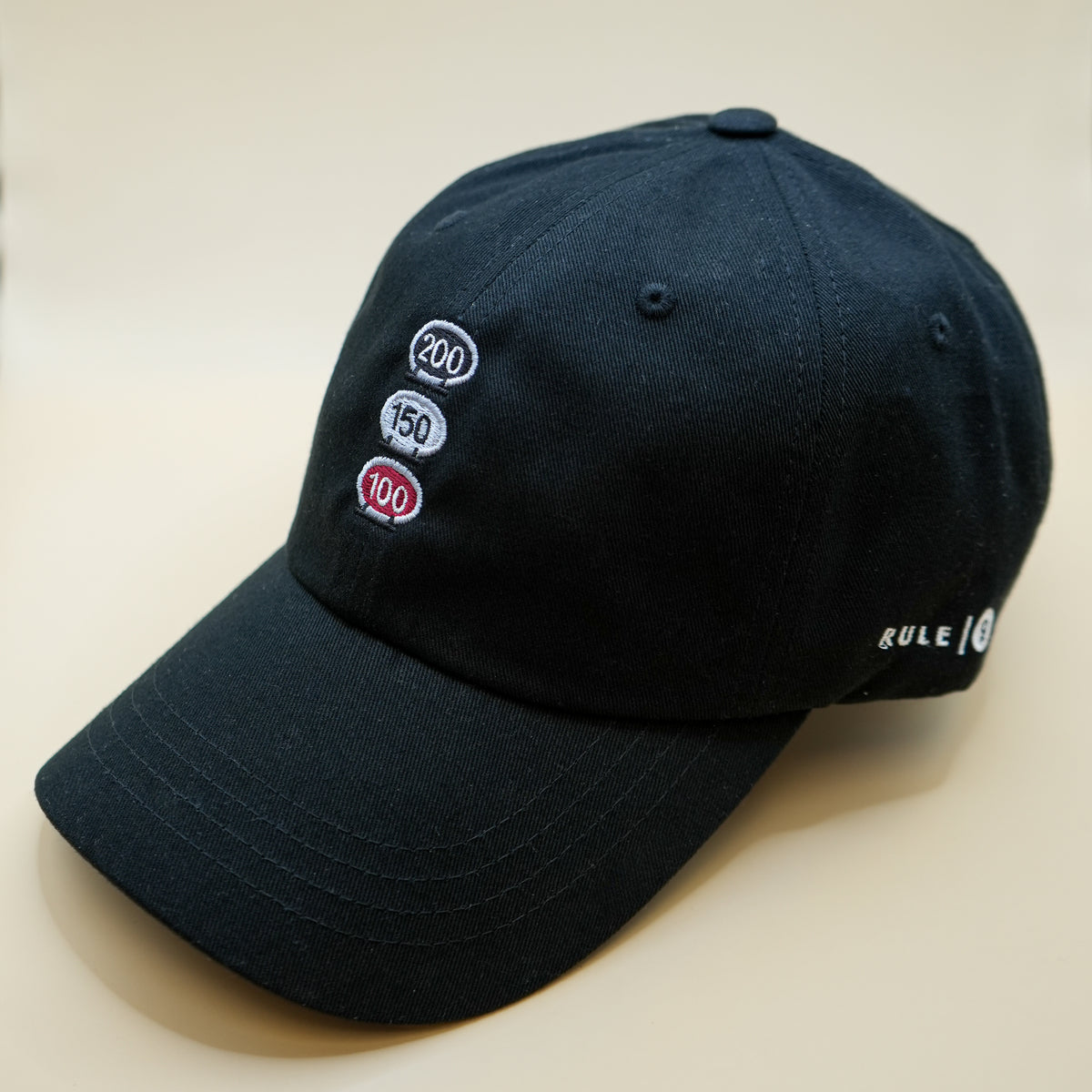 variant:Black